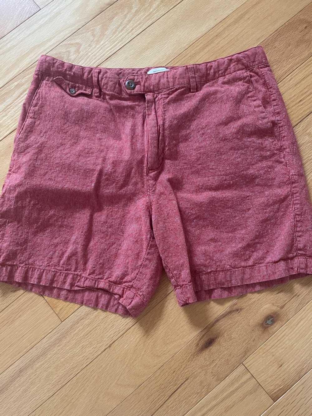 Men’s Banana Republic Linen Blend Shorts-Size 35-Red